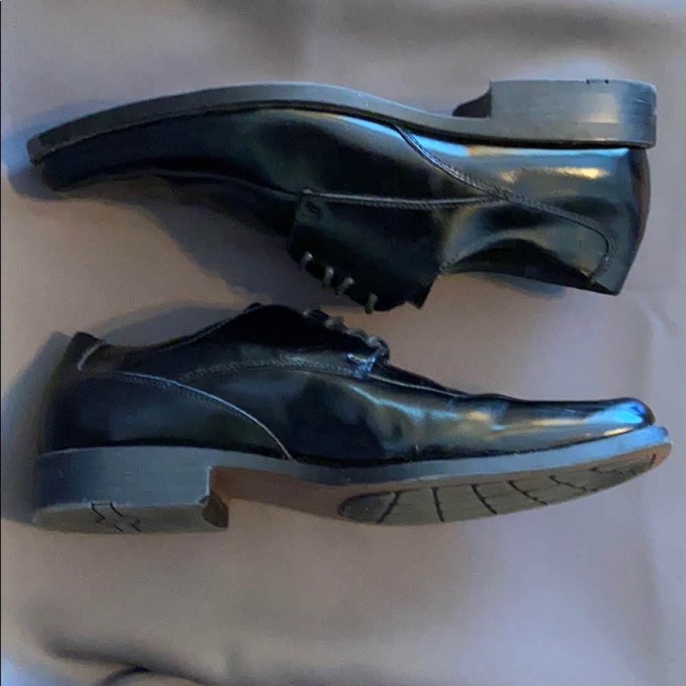 Dress shoes - Picture 2 of 7